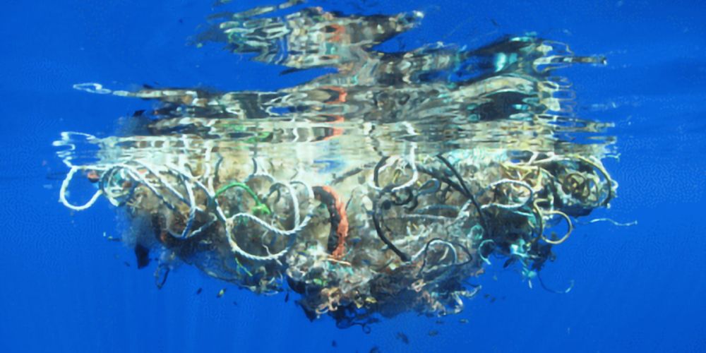 Un oceano senza plastica – Riduci, Ricicla, Riusa, Rimuovi